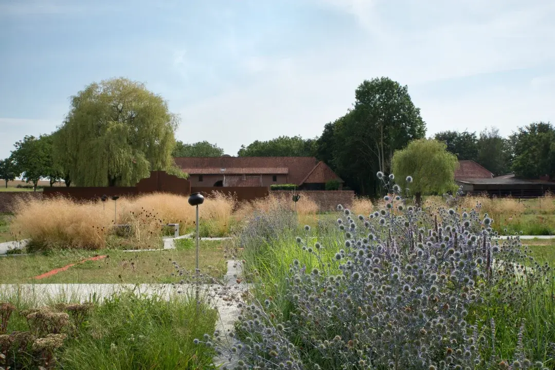 LOLA ETZ etzenrade castle park public space landscape design piet oudolf opening photo etzenrader huuske 1079x720